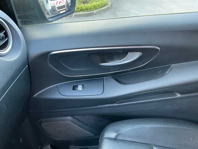 Mercedes-benz vito bedrijfswagen - afbeelding 22 van  34