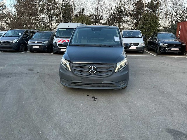 Mercedes-benz vito bedrijfswagen - afbeelding 23 van  34