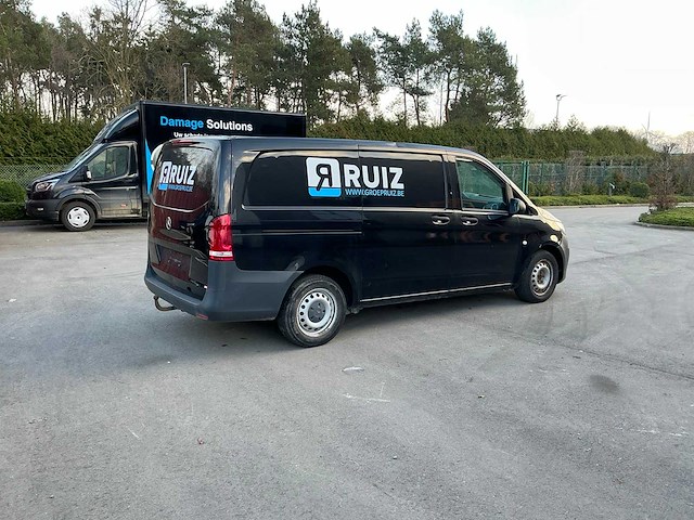 Mercedes-benz vito bedrijfswagen - afbeelding 32 van  34