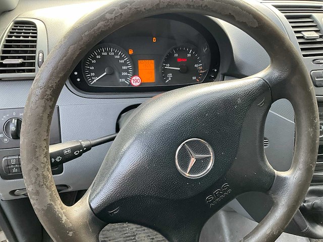 Mercedes-benz vito bedrijfswagen - afbeelding 3 van  33