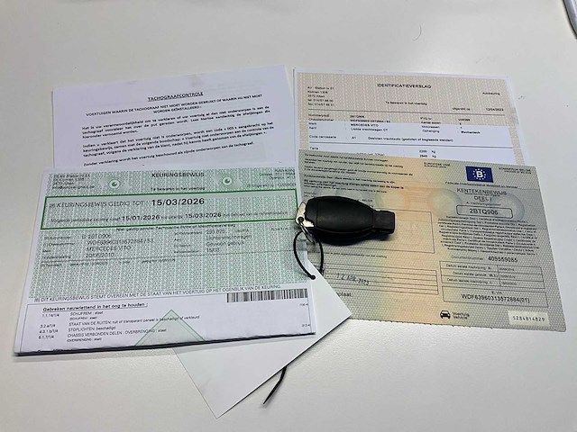 Mercedes-benz vito bedrijfswagen - afbeelding 9 van  15