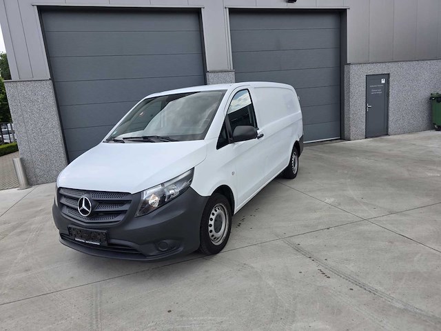 Mercedes-benz vito bedrijfswagen - afbeelding 1 van  13