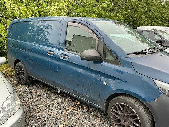Mercedes-benz vito bedrijfswagen - afbeelding 4 van  15
