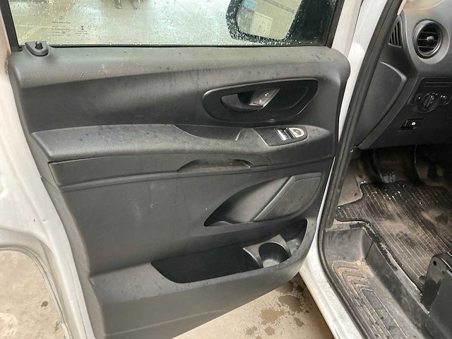 Mercedes-benz vito bedrijfswagen - afbeelding 1 van  9