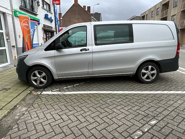 Mercedes-benz vito bedrijfswagen - afbeelding 12 van  22
