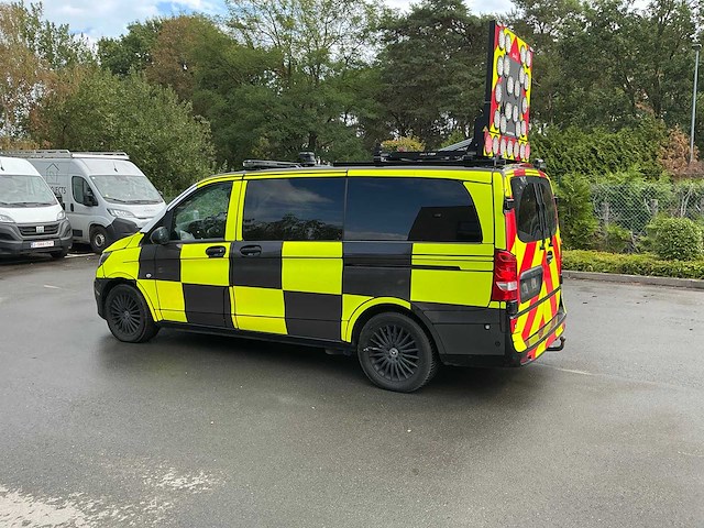 Mercedes-benz vito tourer signalisatievoertuig - afbeelding 6 van  69