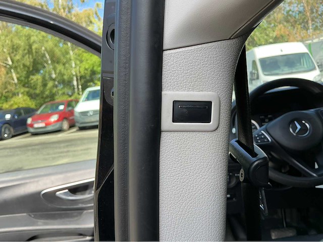 Mercedes-benz vito tourer signalisatievoertuig - afbeelding 36 van  69