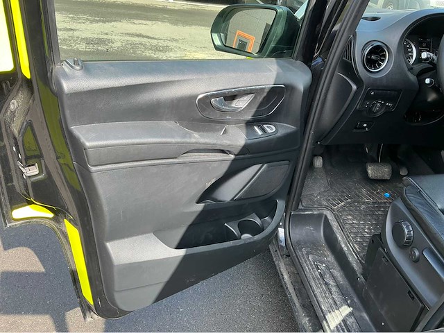 Mercedes-benz vito tourer signalisatievoertuig - afbeelding 42 van  69