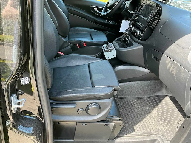 Mercedes-benz vito tourer signalisatievoertuig - afbeelding 55 van  70