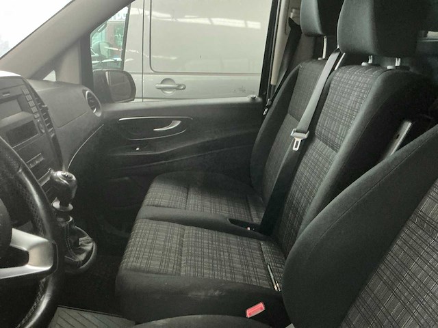 Mercedes-benz vito - afbeelding 9 van  9
