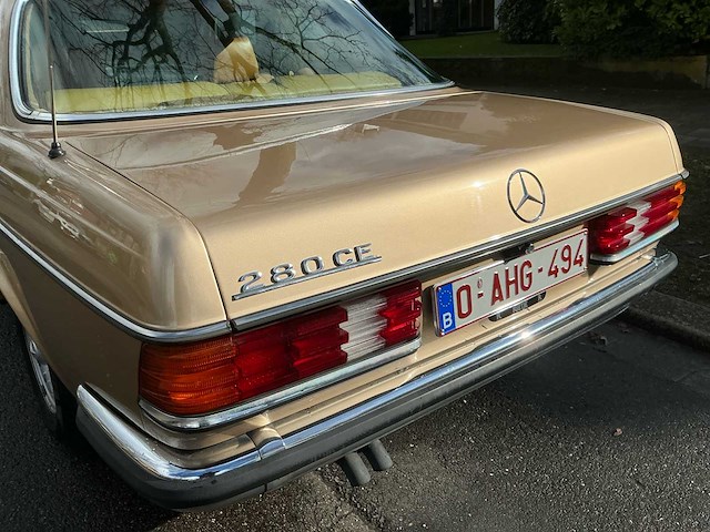 Mercedes-benz w123 280ce oldtimer - afbeelding 4 van  24