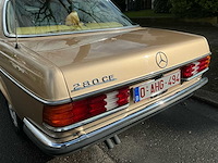 Mercedes-benz w123 280ce oldtimer - afbeelding 4 van  24