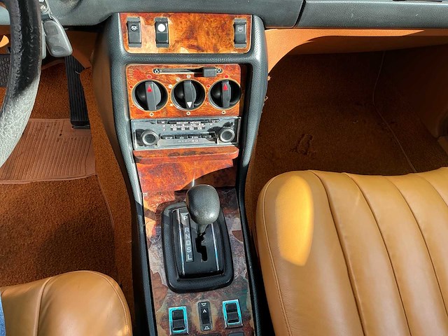 Mercedes-benz w123 280ce oldtimer - afbeelding 14 van  24