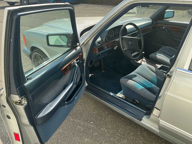 Mercedes-benz w126 s-klasse 280 se personenauto - afbeelding 5 van  43
