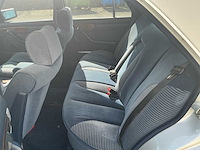 Mercedes-benz w126 s-klasse 280 se personenauto - afbeelding 13 van  43