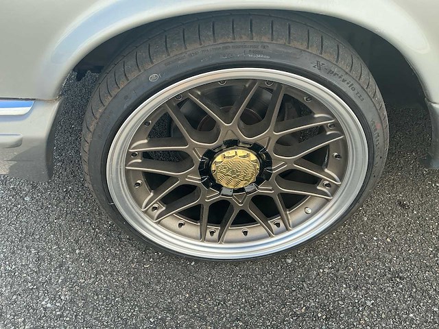 Mercedes-benz w126 s-klasse 280 se personenauto - afbeelding 43 van  43