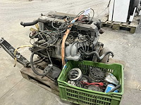 Mercedes benzinemotor - afbeelding 1 van  3