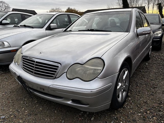 Mercedes c-klasse - afbeelding 1 van  13