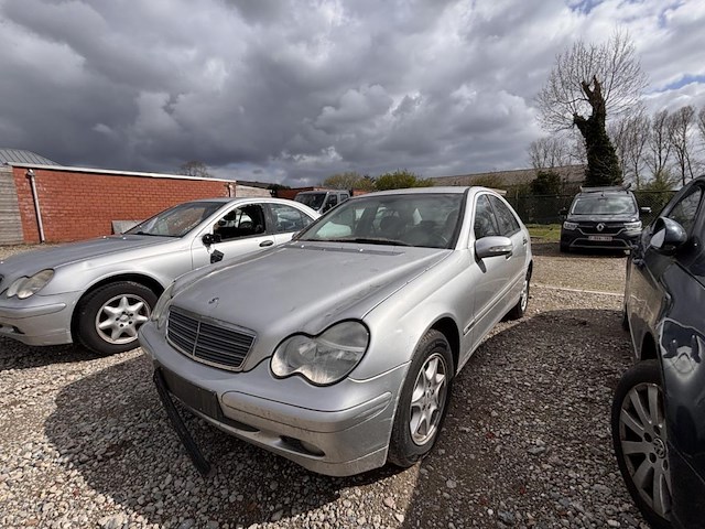 Mercedes c klasse - afbeelding 1 van  8