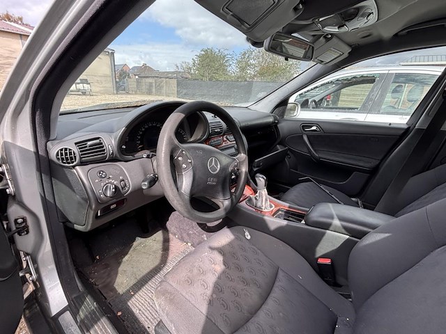 Mercedes c klasse - afbeelding 7 van  8