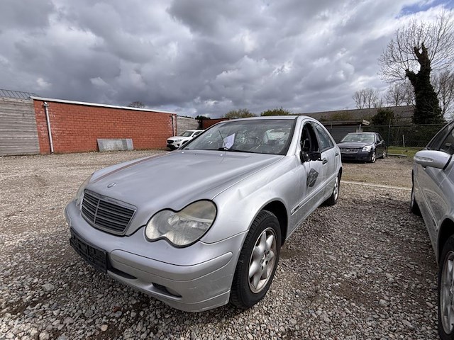 Mercedes c klasse - afbeelding 1 van  12