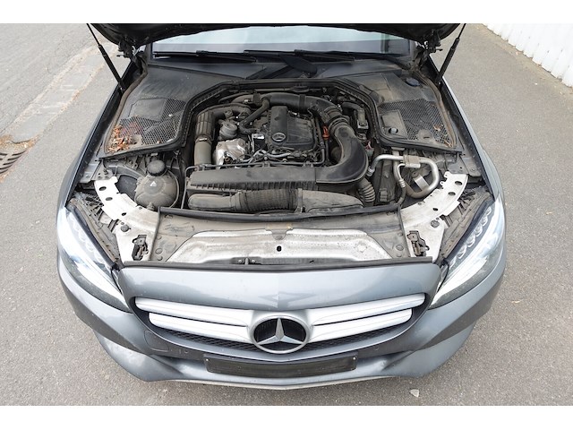 Mercedes c180d - afbeelding 9 van  21