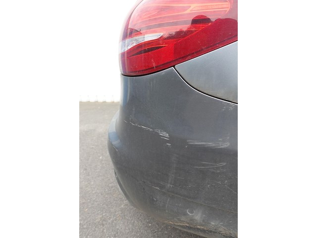 Mercedes c180d - afbeelding 13 van  21