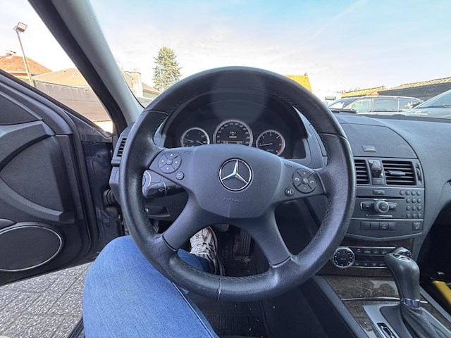 Mercedes c200, 2008 - afbeelding 10 van  44