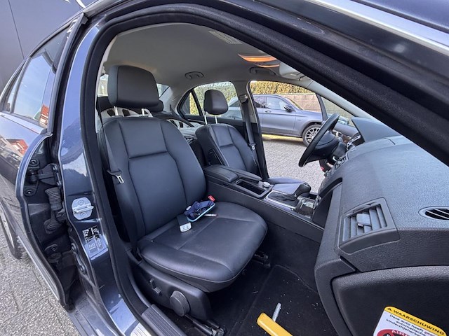 Mercedes c200, 2008 - afbeelding 18 van  44