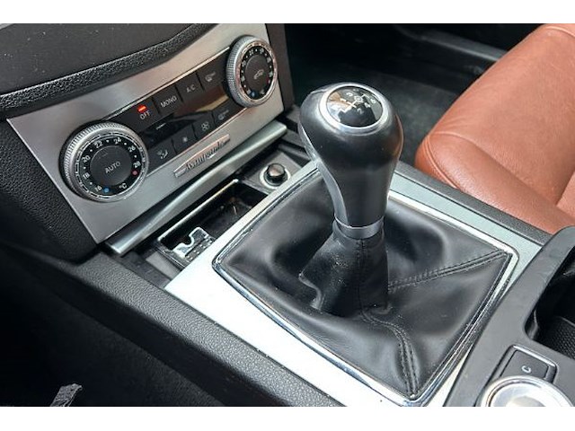 Mercedes c200 - afbeelding 2 van  39