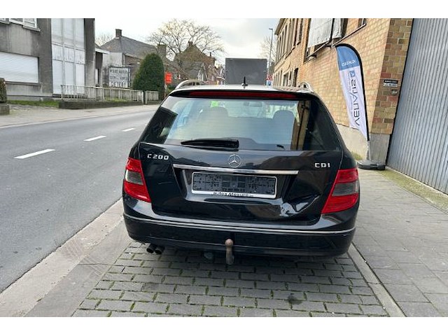 Mercedes c200 - afbeelding 23 van  39
