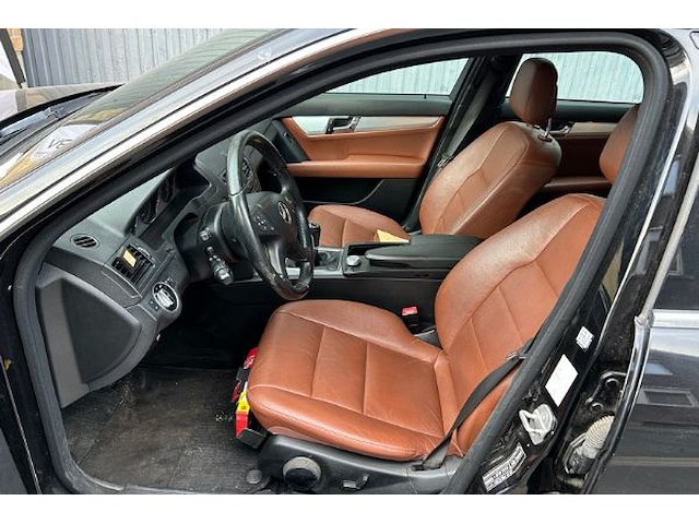 Mercedes c200 - afbeelding 34 van  39