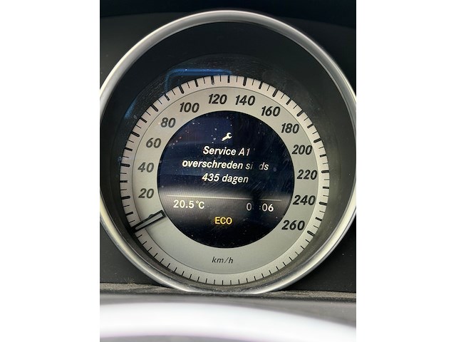Mercedes c200 - afbeelding 20 van  27