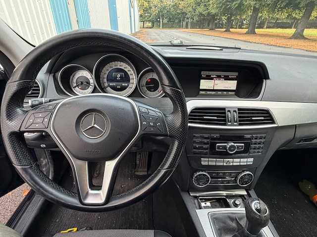 Mercedes c200 - afbeelding 6 van  27