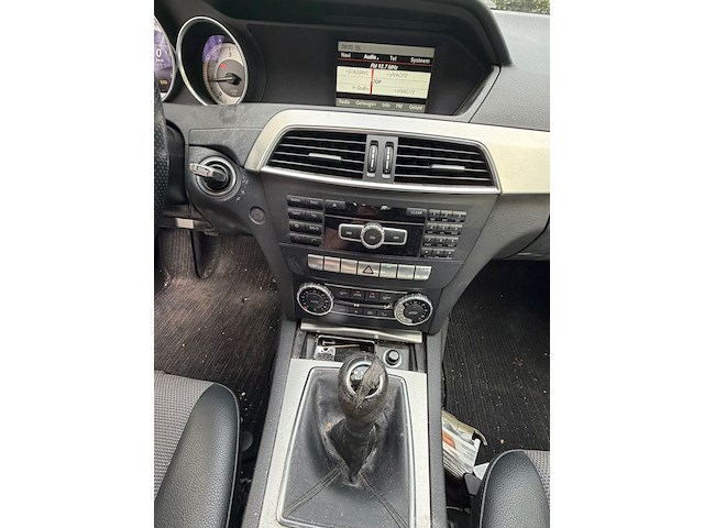 Mercedes c200 - afbeelding 7 van  27