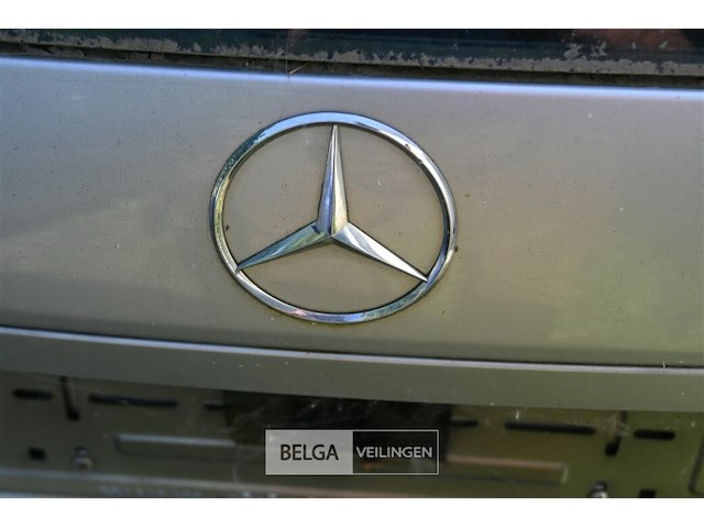 Mercedes c220, enkel voor vergunninghouders en erkende centra voor verschroting - afbeelding 6 van  7