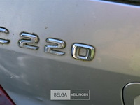 Mercedes c220, enkel voor vergunninghouders en erkende centra voor verschroting - afbeelding 7 van  7