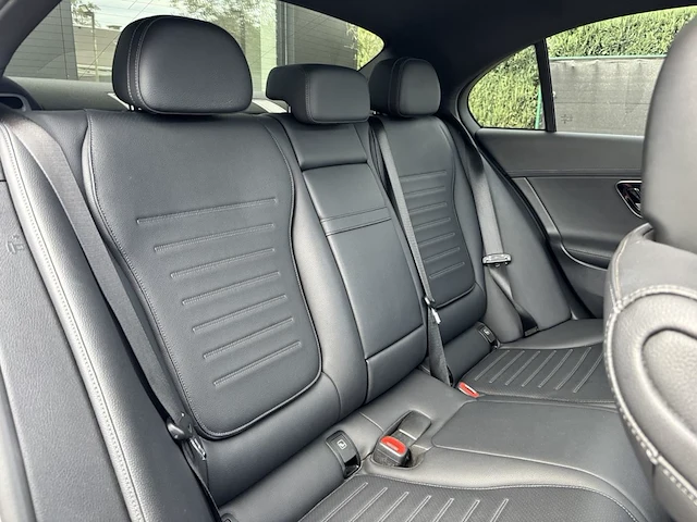 Mercedes c300 e, 2023 - afbeelding 18 van  33