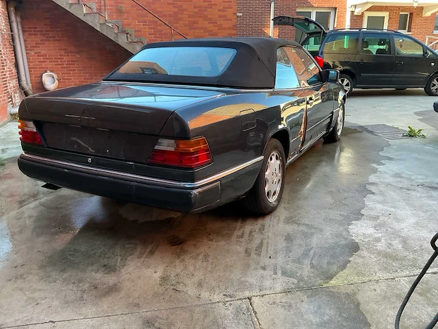Mercedes cabrio 300 ce 24v oldtimer project - afbeelding 3 van  31