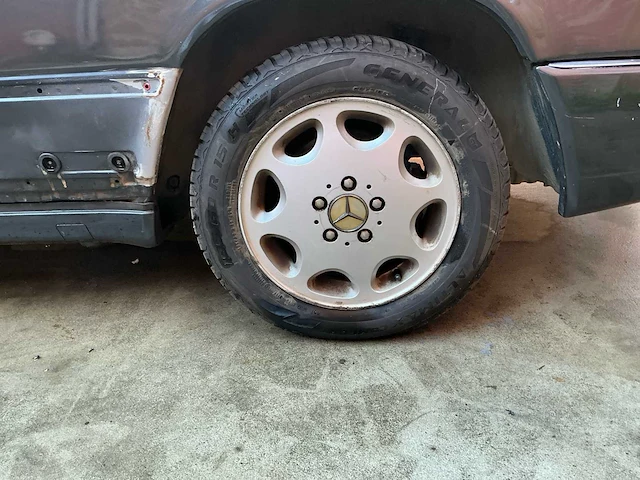 Mercedes cabrio 300 ce 24v oldtimer project - afbeelding 8 van  31