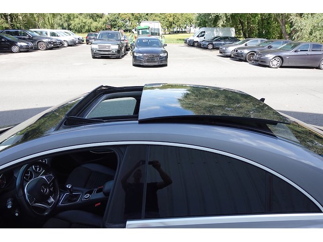 Mercedes cla180d - afbeelding 20 van  20