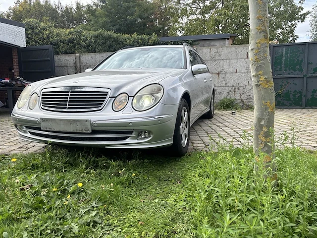 Mercedes e200 kompressor, 2003 - afbeelding 1 van  38