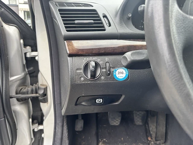 Mercedes e200 kompressor, 2004 - afbeelding 10 van  39