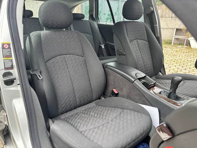 Mercedes e200 kompressor, 2004 - afbeelding 16 van  39