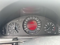 Mercedes e200 kompressor, 2004 - afbeelding 29 van  39
