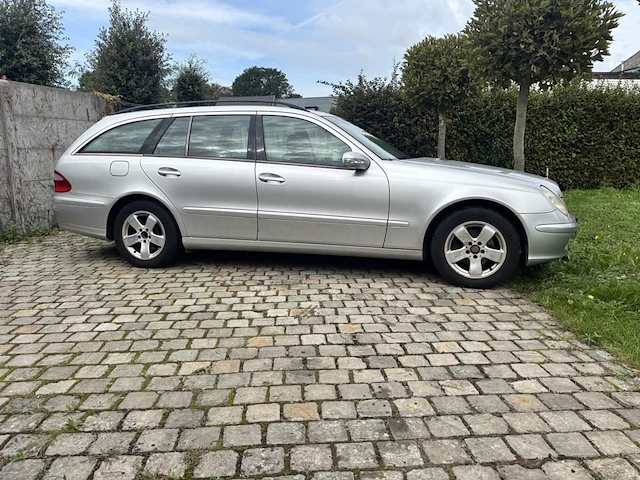 Mercedes e200 kompressor, 2004 - afbeelding 34 van  39