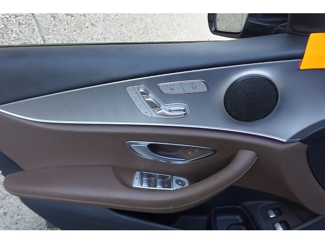 Mercedes e200 - afbeelding 13 van  19