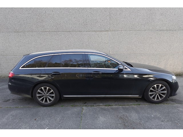 Mercedes e200 - afbeelding 4 van  19