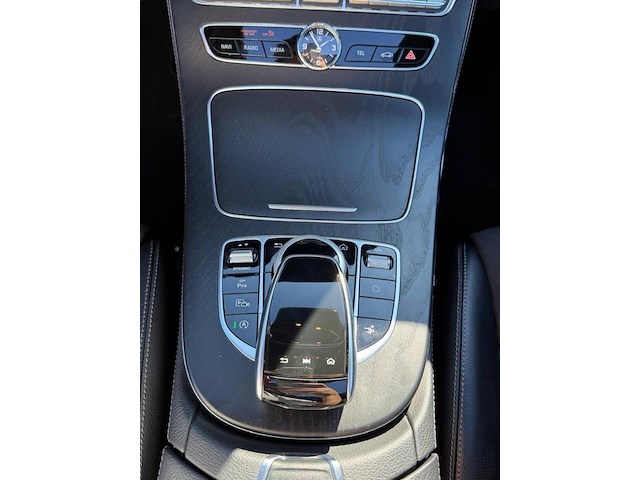 Mercedes e220, 2017 - afbeelding 2 van  26