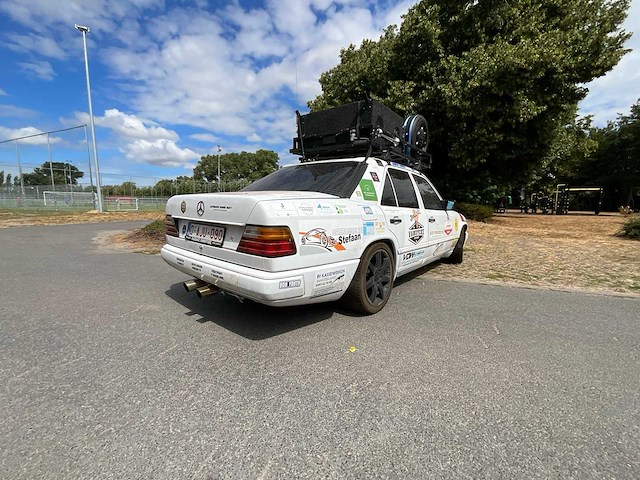 Mercedes e230w124 oldtimer - afbeelding 30 van  34